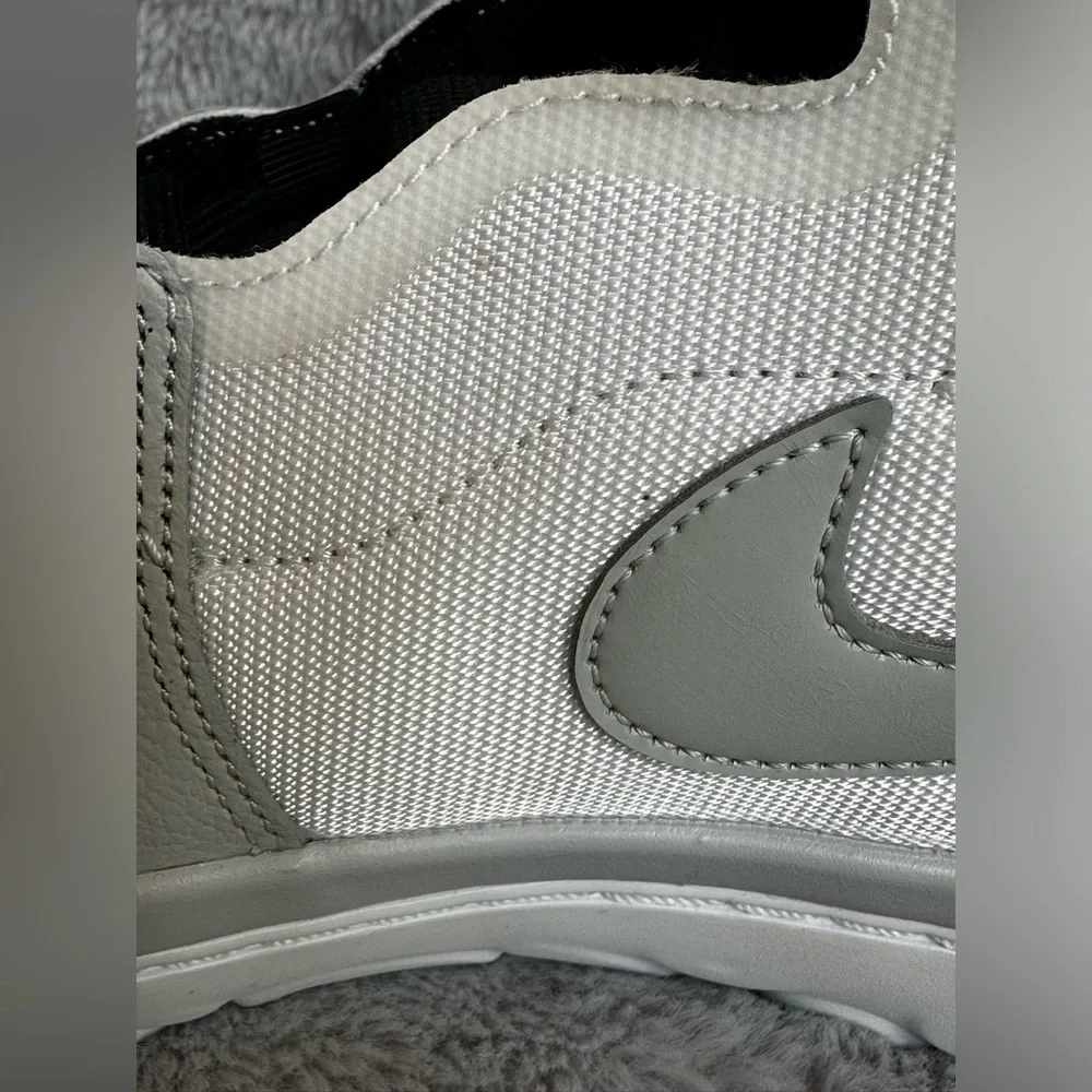 Jordan 1 High React Grey Fog Sneakers